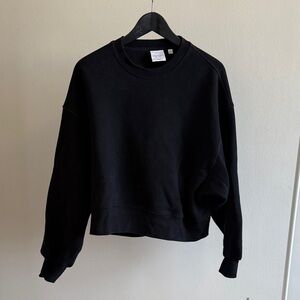 Black Aritzia mega fit sweatflece hoodie